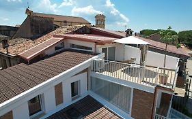 Rosa'S House